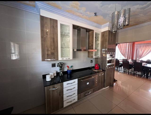 4 BEDROOM HOUSE FOR SALE IN ELIGWA ESTATE